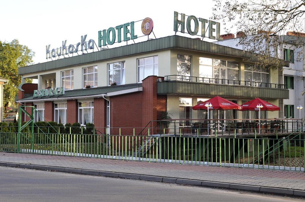 Hotel Restauracja Kaukaska Jadwiga Choroszy Wolsztyn Exteriér fotografie